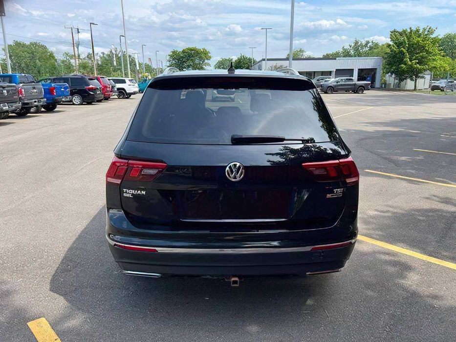 Volkswagen Tiguan SEL 4Motion      2018