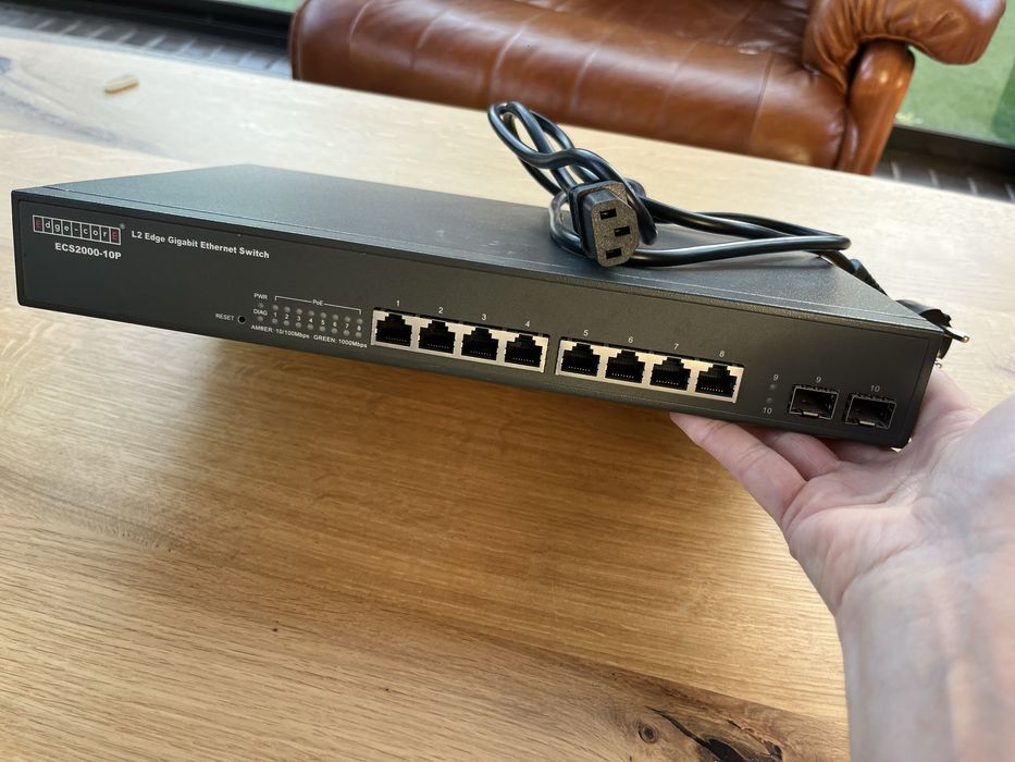 Switch  ECS2000-10P