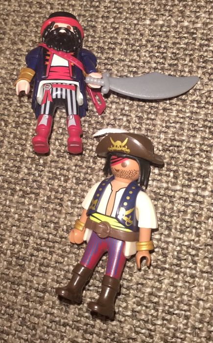 2 Playmobil pirata