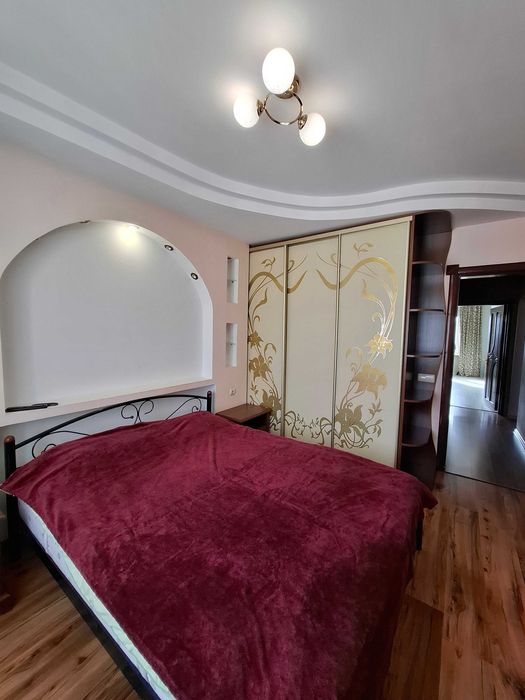 Оренда 3-кім. Драгоманова 1-б  метро Позняки  Дарницький район