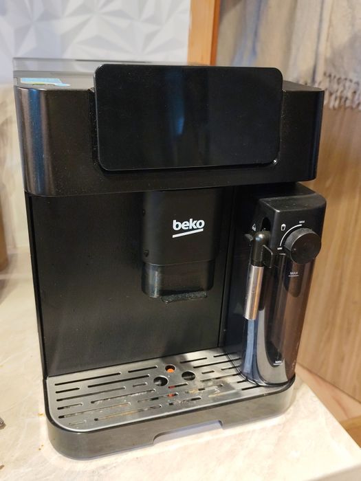 Ekspres BEKO CaffeExperto  na gwarancji