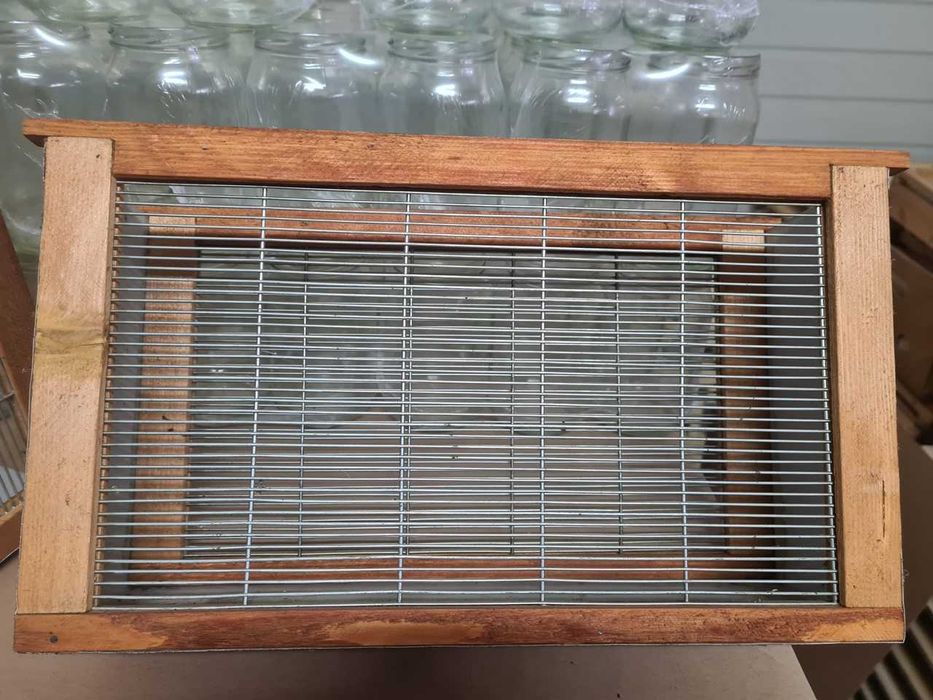 ul, powałka do przewozu pszczół, ule pszczoły daszek Dadant, matki psz