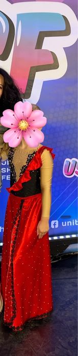 Комбинезон с юбкой для выступлений 140-150