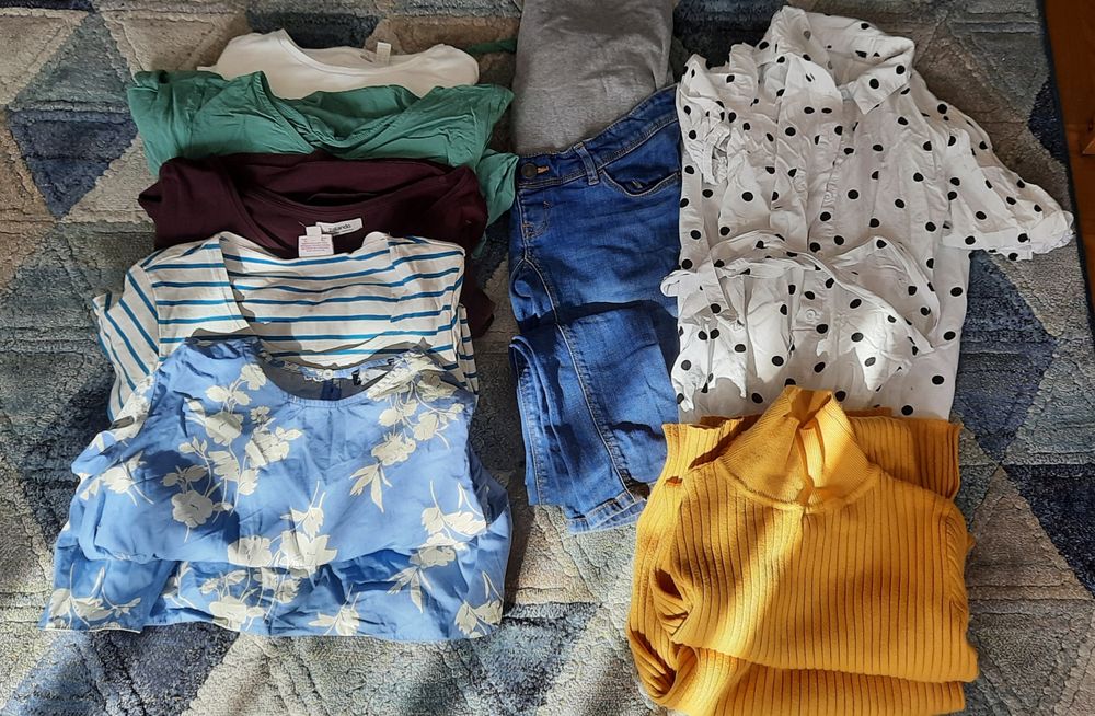 Ubrania ciążowe w rozmiarze S sukienki bluzki spodnie ciążowe