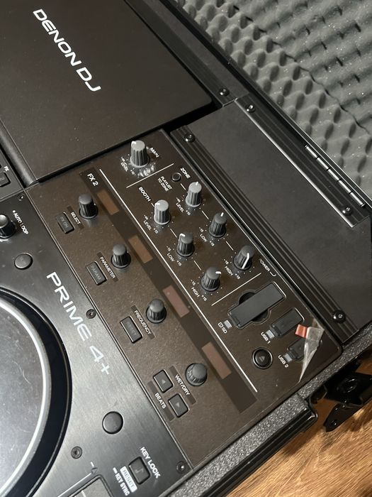 Denon DJ PRIME 4+ PLUS  + hardcase + decksaver