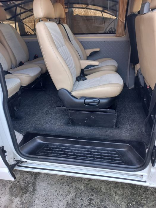 VW Transporter T5 1.9 LONG