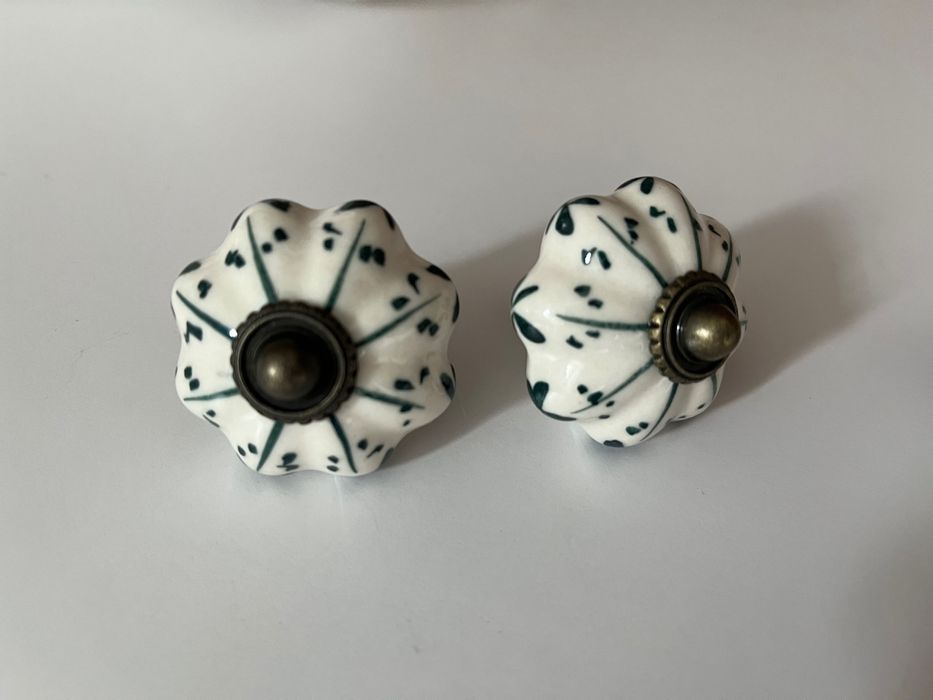 Меблеві керамічні ручки