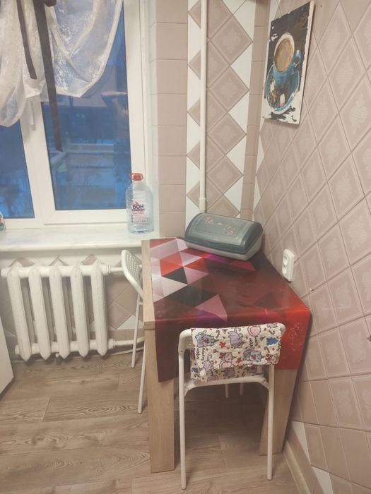 Здаєтся одна кімната в двох кімнатній квартирі