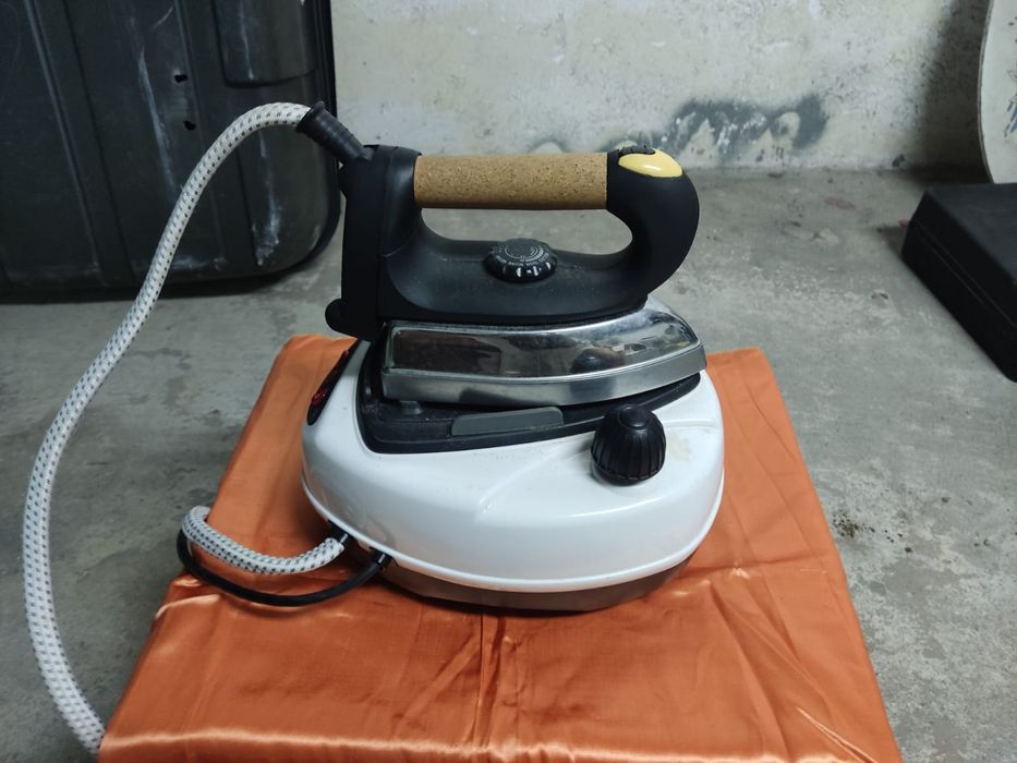 Ferros de engomar a vapor, nunca usados