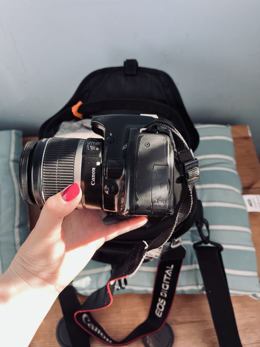Canon EOS 450D + сумка Lowepro та аксесуари