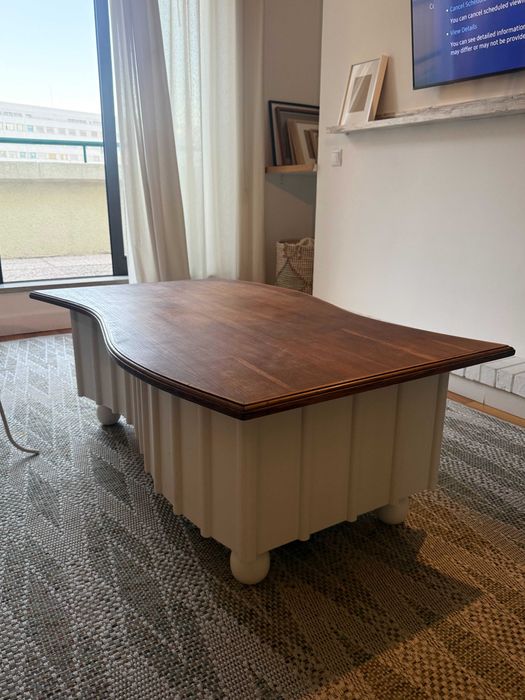 Mesa de Centro de Madeira