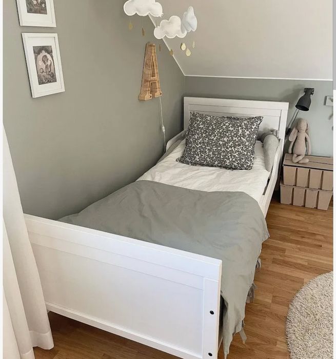 Cama criança Extensível IKEA SUNDVIK e Colchão IKEA ÖMSINT como novos!!