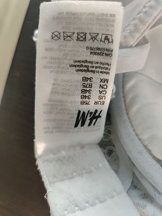 Biały biustonosz hm 75 B