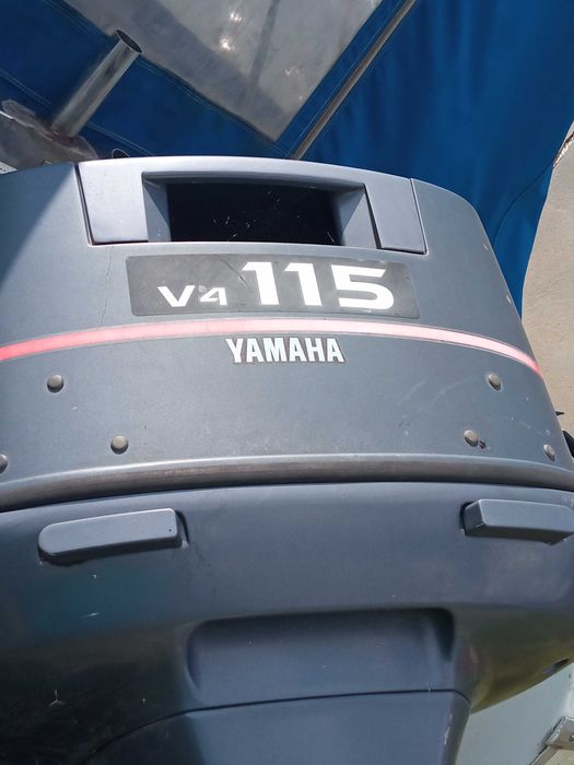 Катер Продаю все що до него