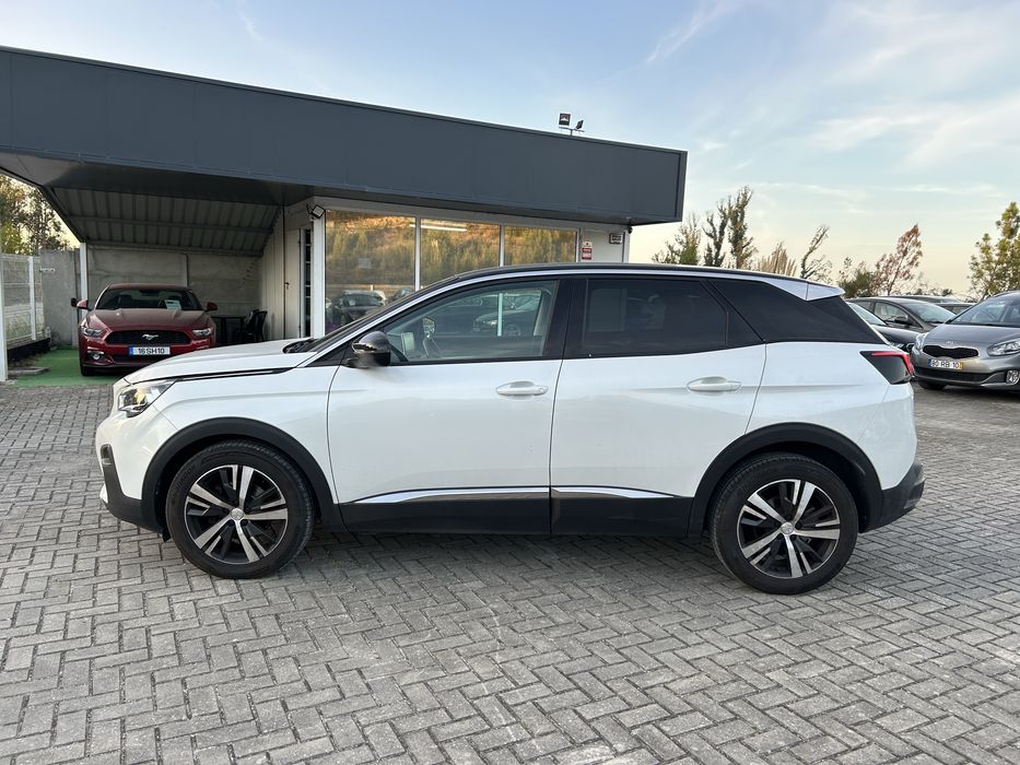 Peugeot 3008 1.5 HDI Aut. 100 mil kms