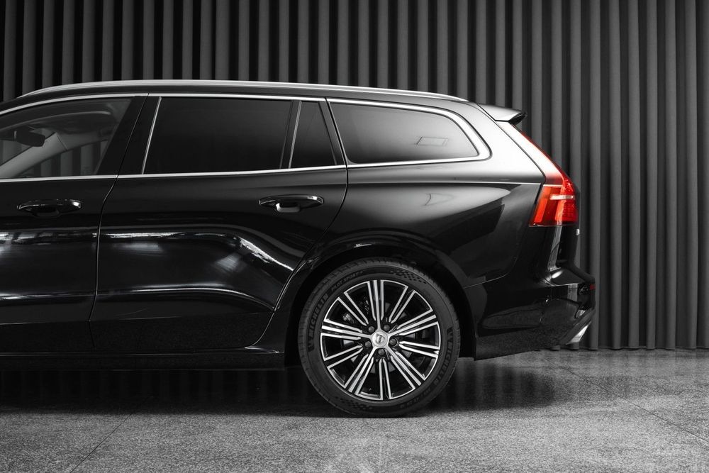 Volvo V60 2.0 B4 Momentum Geartronic