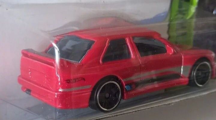 Conj 2 hot wheels 92 bmw m3