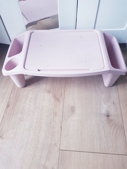 Stolik śniadaniowy pod laptopa, podstawka  marki  Agata meble