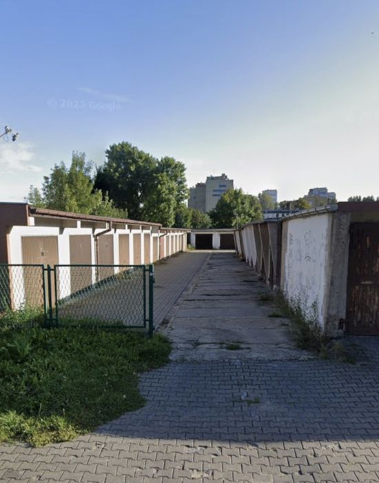 Sprzedam garaż murowany- rezerwacja