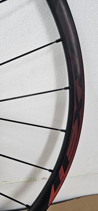 Komplet. Koła Shimano RX 31 . 622x17c. Gravelowe