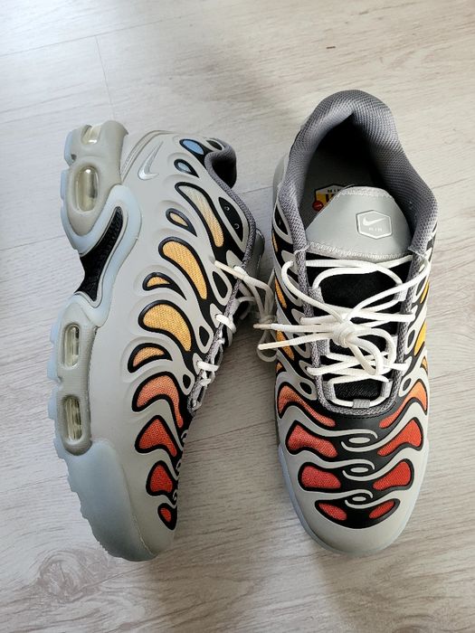 Кроссовки NIKE AIR MAX PLUS Drift Light нові original
