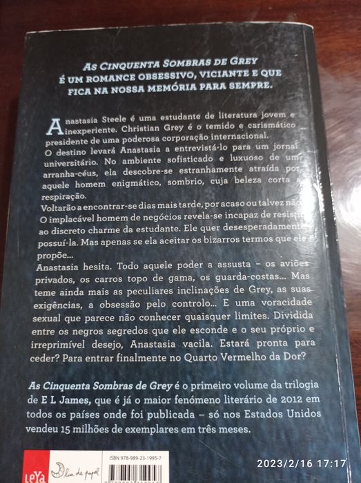 Livro " As cinquenta sombras de Grey"