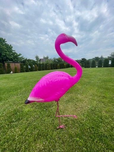 flaming ogrodowy stojący figurka ogrodowa ptak