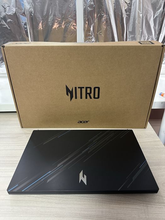 Игровой ноутбук Acer Nitro.