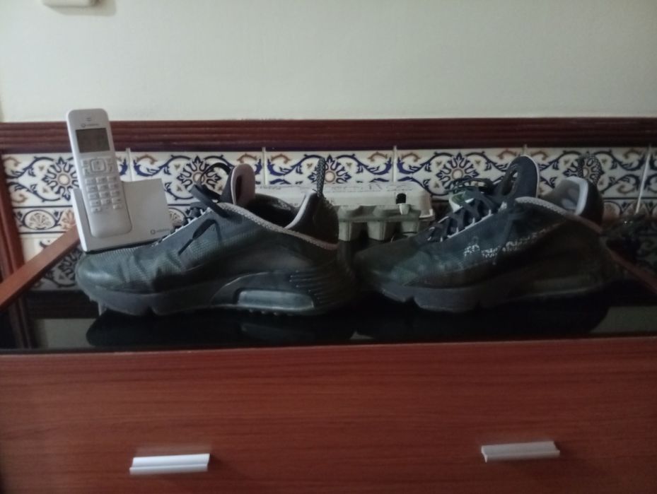 Tênis Nike 2090 homem número:41