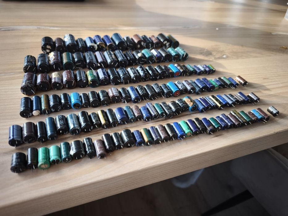 130 szt. Duże kondensatory Rubycon, Panasonic, Sam Young, Taicon i inn