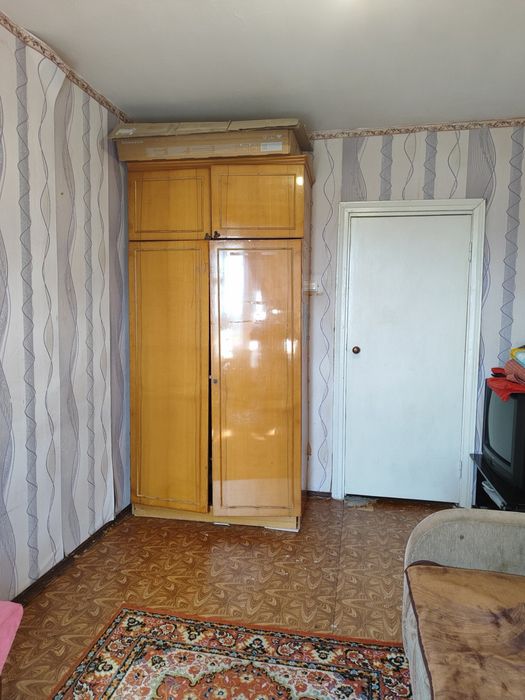 Продається 2 кім квартира з великими кухнею та балконом /297 квартал