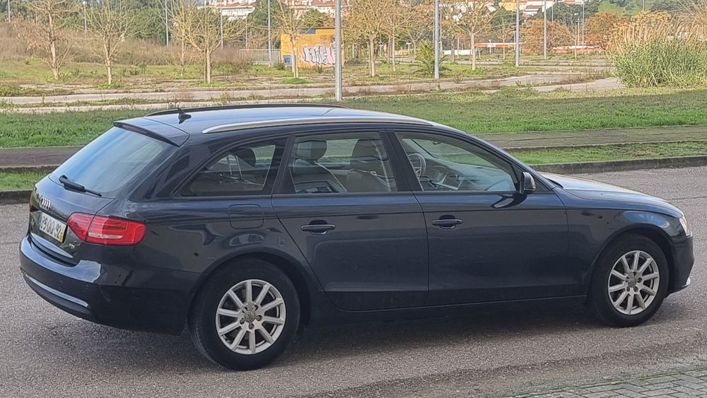 Audi A4 Avant 2.0TDi 150cv (165 mil km)