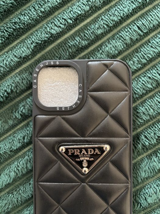 Capa estilo Prada Iphone 15