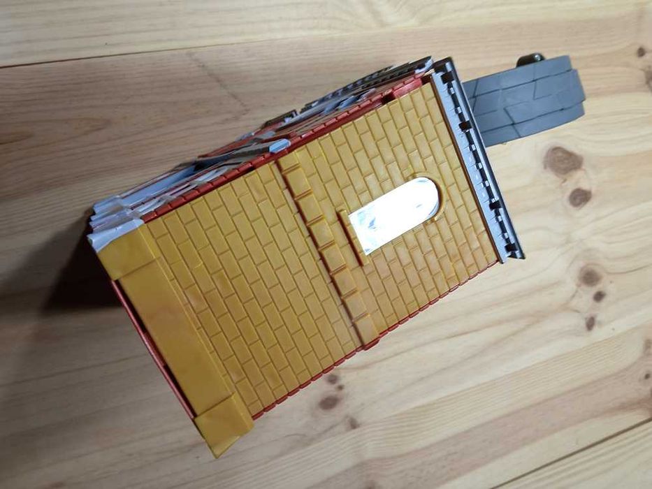 Cars - Race N' Rescue Station