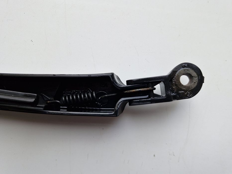 Продам задний дворник Seat altea xl: 350 грн. - Дворники Новополье