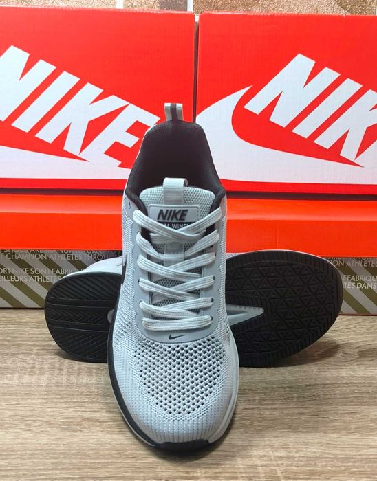 Кросівки Nike Zoom winflo
