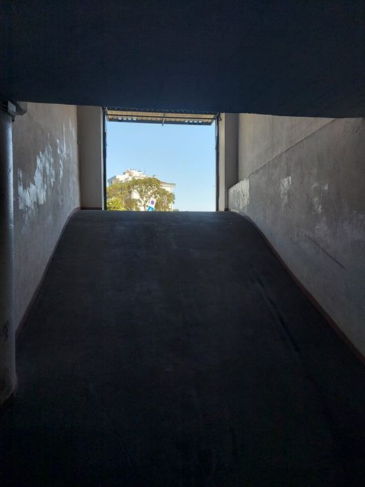 Garagem e arrecadação rinhoa bons acessos