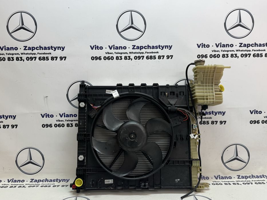Радіатор охолодження Мерседес Віто W638 радіатор Mercedes Vito W638