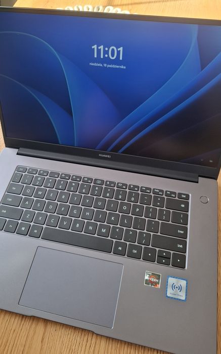 Huawei MateBook D15 | Ryzen 5 / 8GB RAM / 256GB SSD | Windows 11 | Stan bardzo dobry