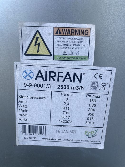 Air extractors, brand new, perfect working order.