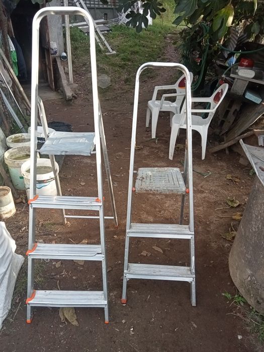 Escadas de alumínio