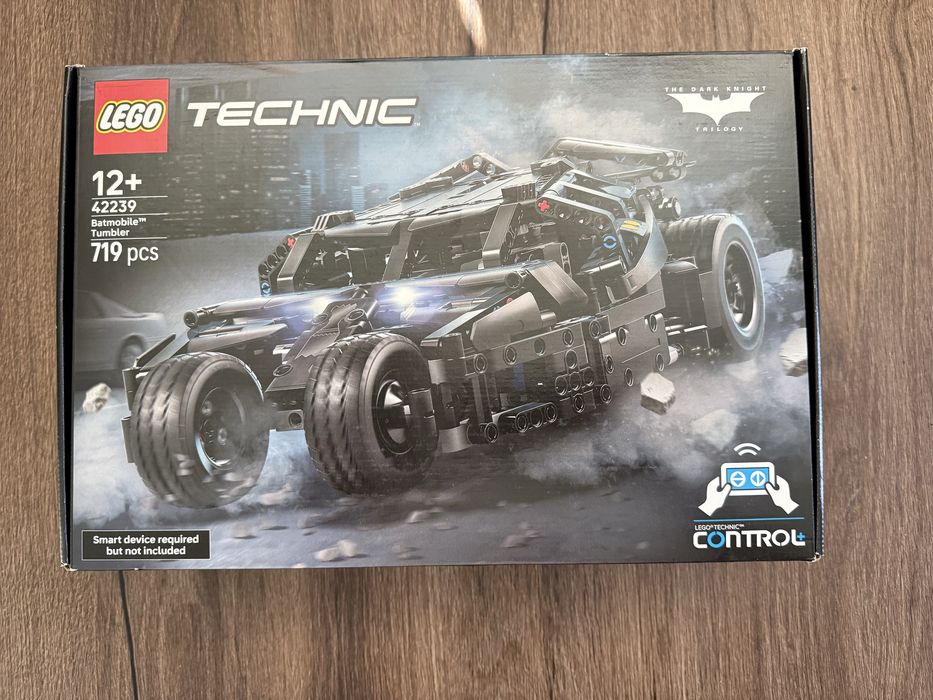 Lego Technic 42239 Batmoblie Tumbler