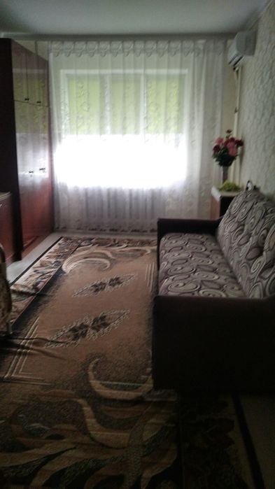 Оренда 1 кімнатної квартири на 2 поверсі біля пенсійного фонду