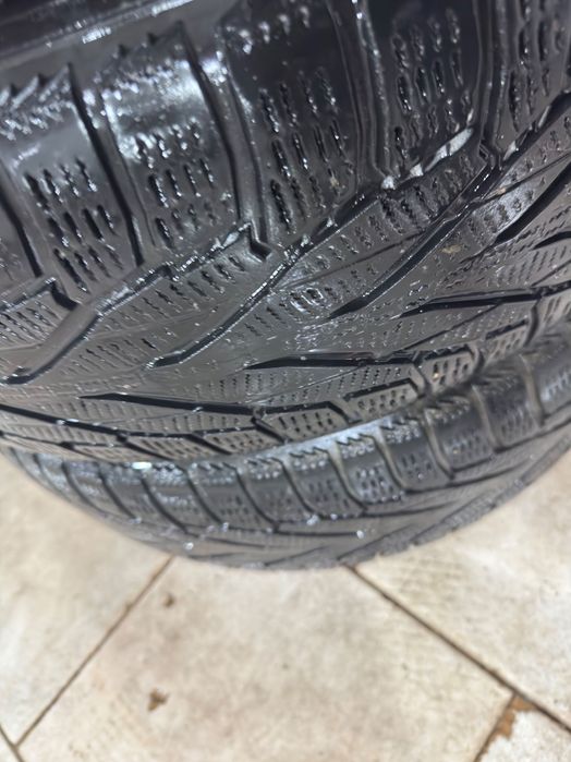 Зимняя резина 225/50/17 Nokian hakkapelita