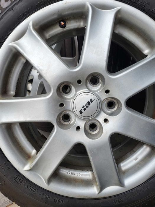 aluminiowe felgi z oponami z BMW michelin alufelgi