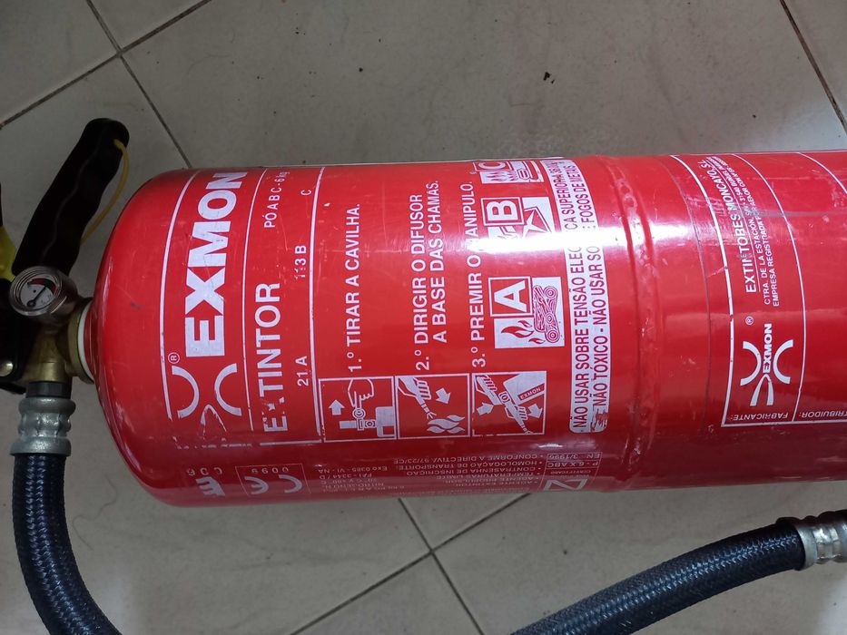 Extintor 6kg usado