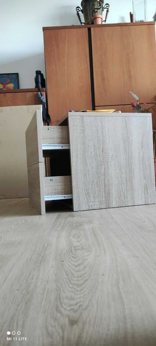 Mesas de cabeceira de parede com led