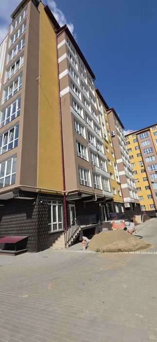 Три кімнатна новобудова, забудовник Мороз