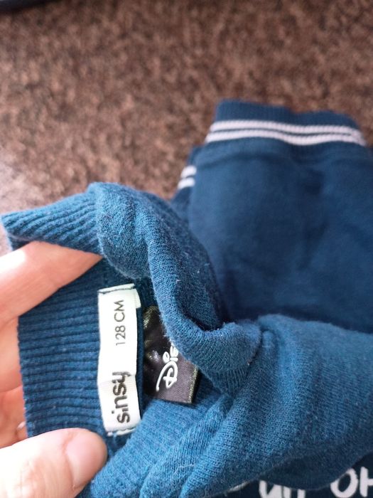 Dwie bluzy r. 128