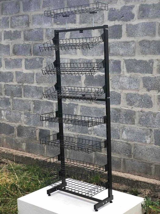 Стелаж металевий з сітчастими полицями  для товарів